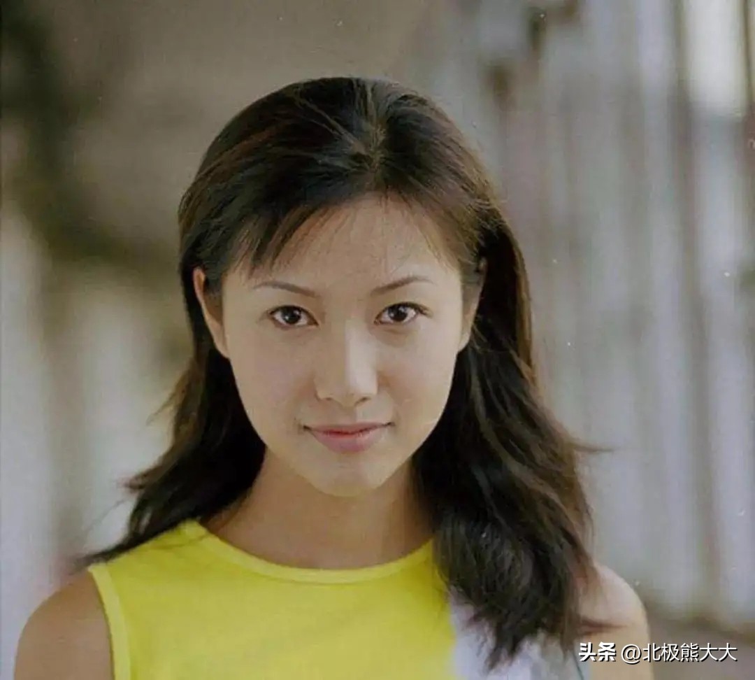 外骚内纯,24岁的徐静蕾成了大众情人