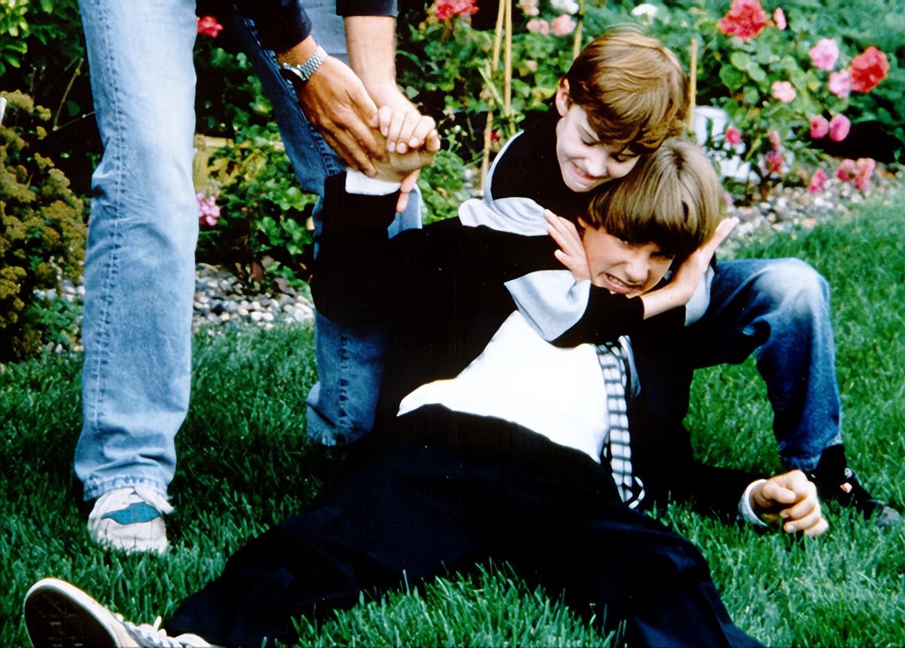 鳄鱼波鞋走天涯完整版在哪可以看,鳄鱼波鞋走天涯影片整体拍摄风格