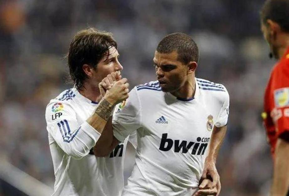 穆里尼奥皇马内鬼,功勋队长被迫走人