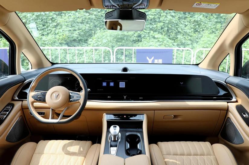 梦想家mpv跟传祺m8,梦想家对比传祺m8