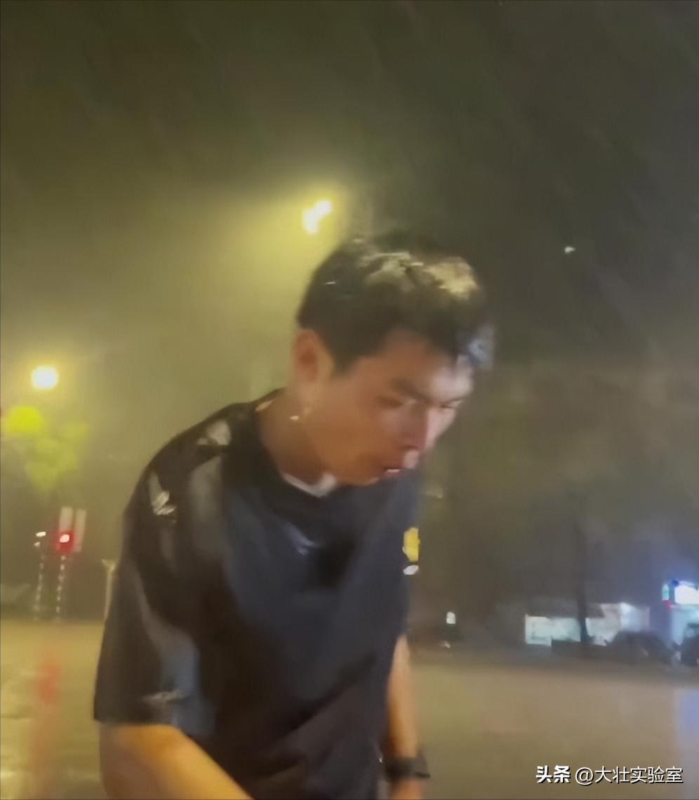 “无儿无女”现象席卷全国，7000万女性无后代，这个死局如何破?