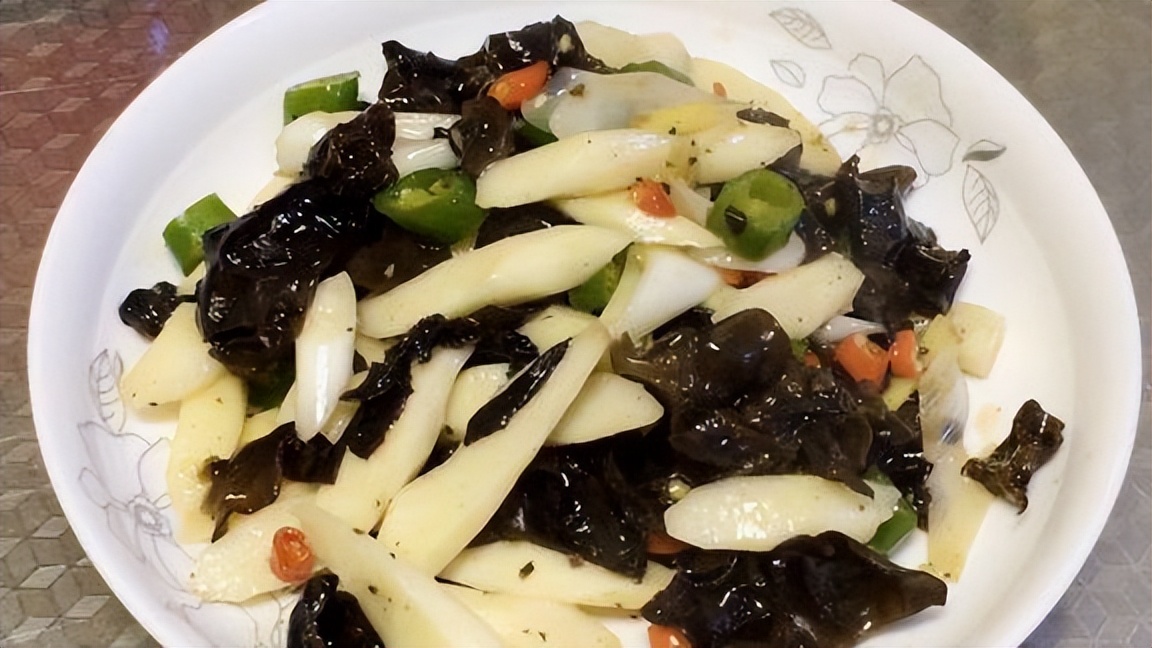 建议老年人多吃3种食物,阳了要少吃多餐