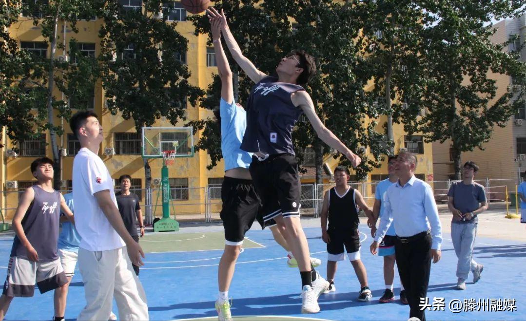 俞长栋重回母校,俞长栋枣庄