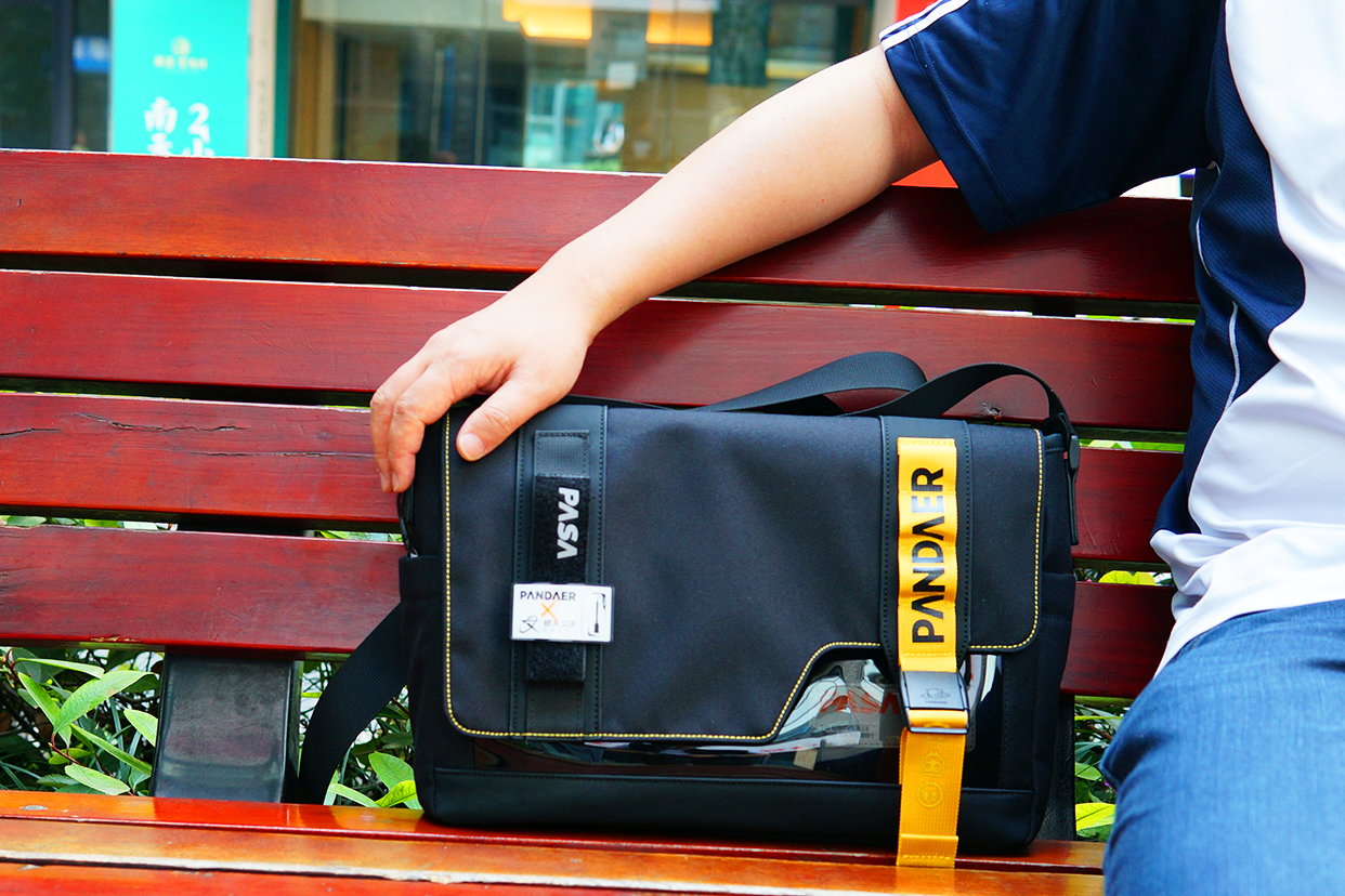 有个性，亮点还不少！PANDAERPASA航宇之星邮差包评测