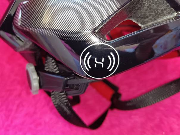 智能头盔helmet,crosshelmet智能头盔评测