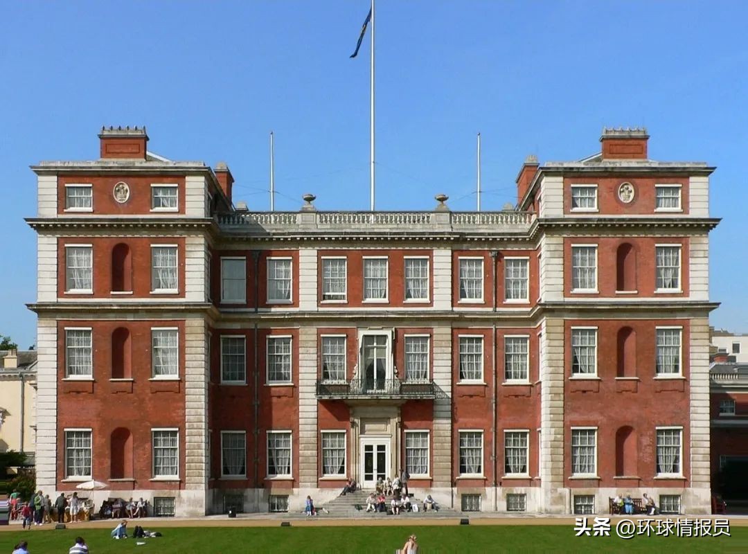 法国和英国是由谁分裂出来的,法国殖民地法共体