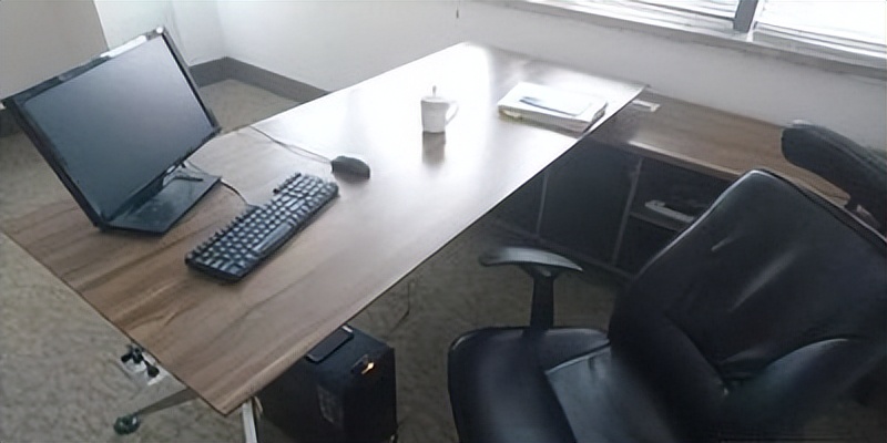 19年长沙女子容忍丈夫*养包**空姐,离婚后向小三*债讨**百万,法院：支持