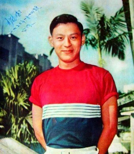 嫁入豪门从不炫富的三位女明星,娱乐圈钻戒最豪华的女明星