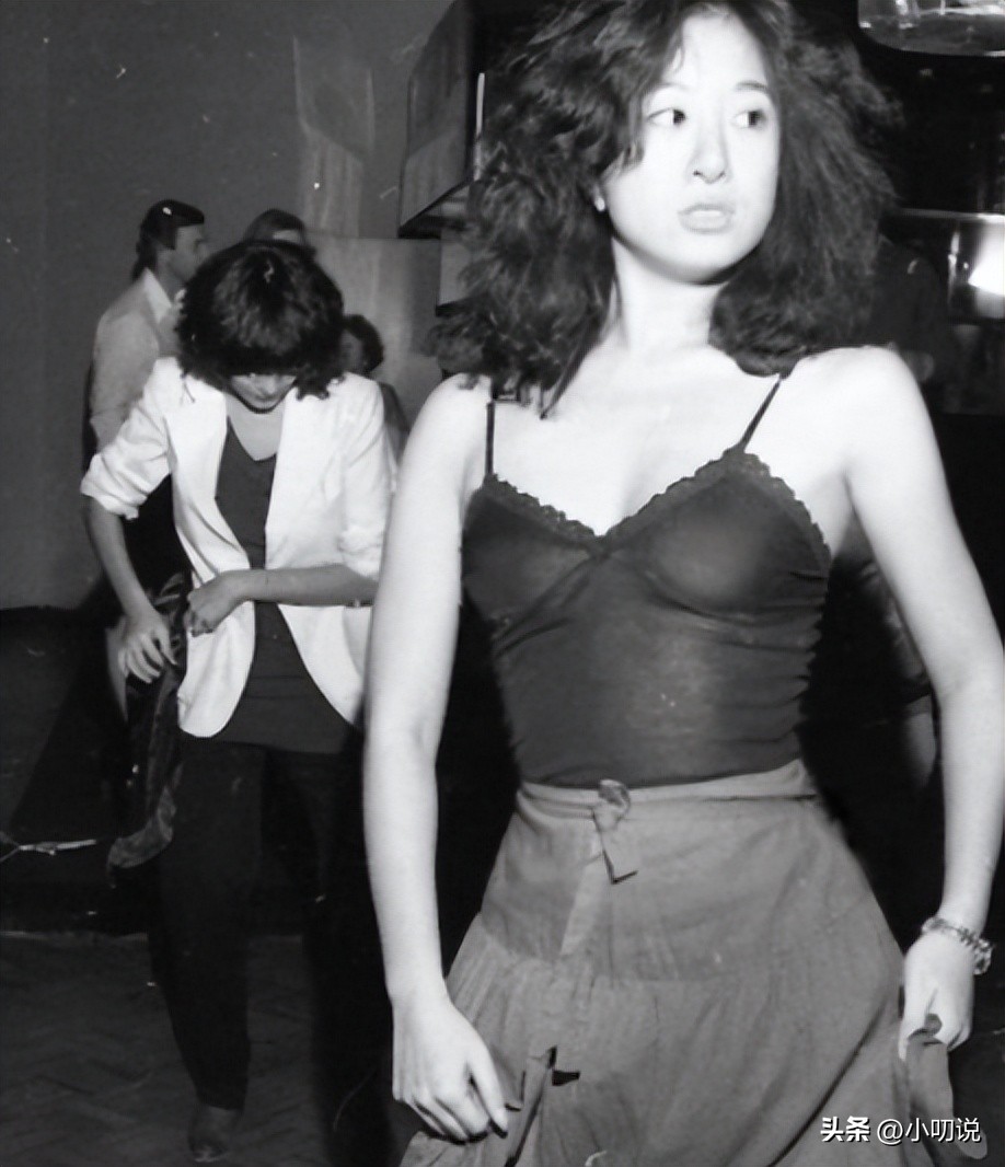 71岁王薇薇小蛮腰,王薇薇72岁原图