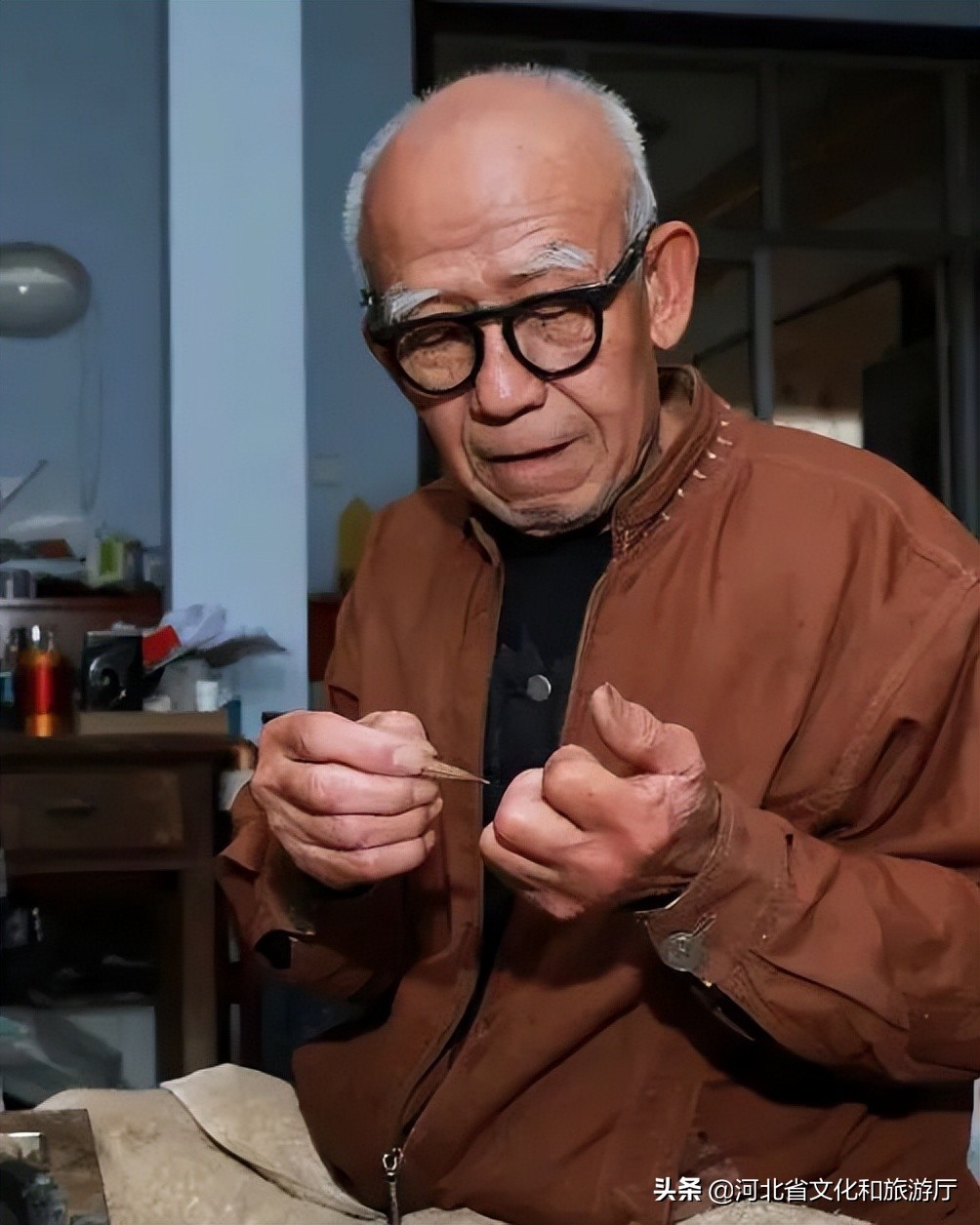 绗斿皷涓婄殑鑹烘湳姣涚瑪,绗斿皷涓婄殑闈為仐钘忔枃涔︽硶澧ㄩ姝ｆ祿