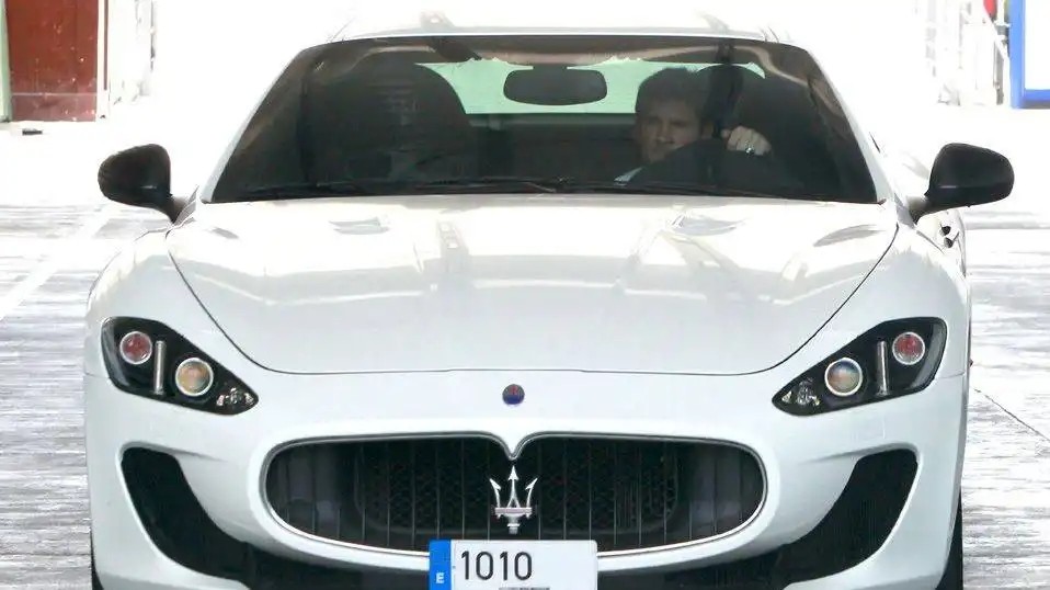 阿根廷豪车梅西,梅西拥有的豪车