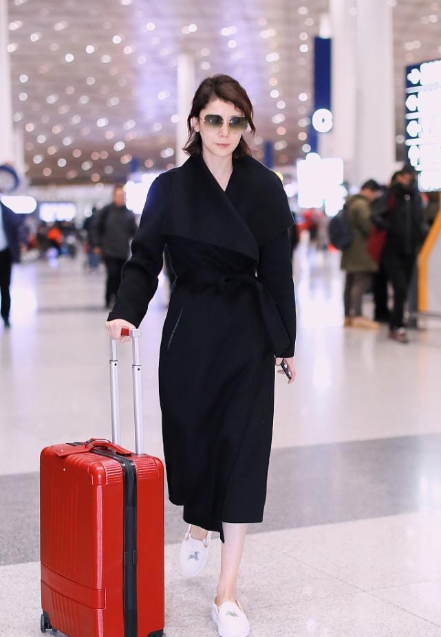 海清帅气冬季穿搭,海清穿衣搭配图