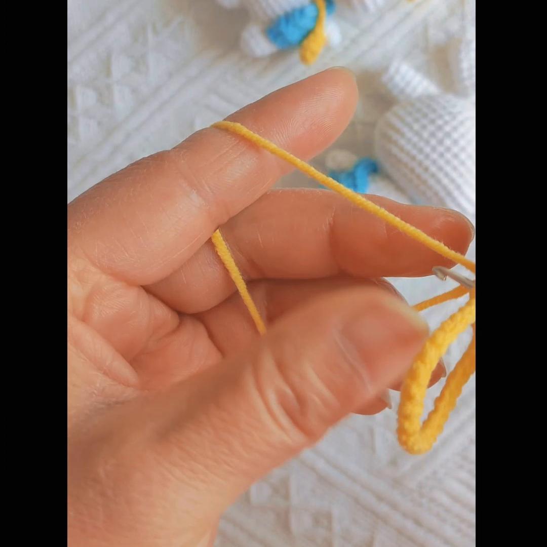 小兔子玩偶钩织教程零基础,郊游小兔钩织教程图解