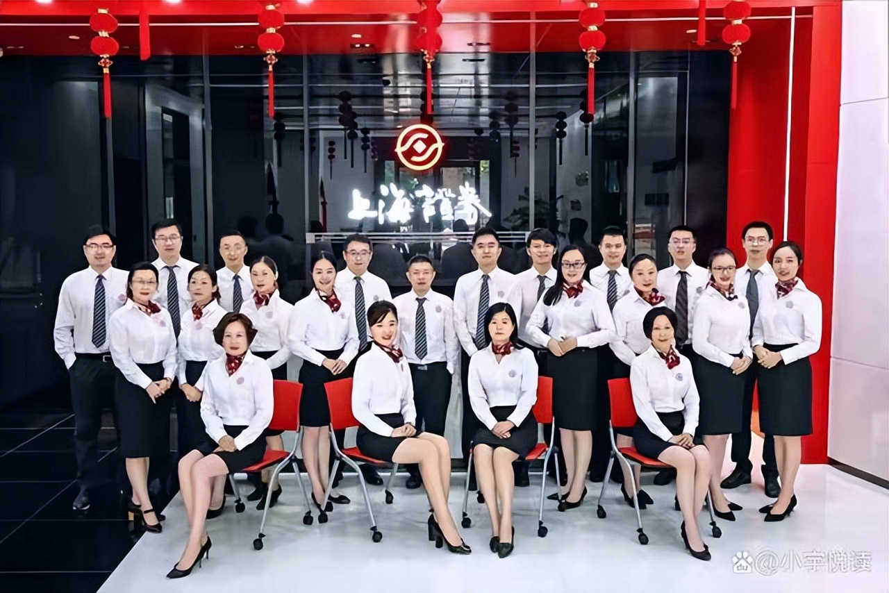 银行对公业务部属于什么岗位,银行网点人员配置及岗位分工