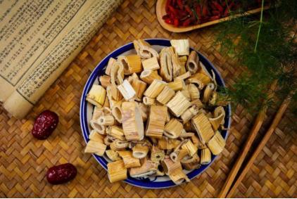 心慌头晕没劲一个妙招就能解决,头晕心难受怎么治