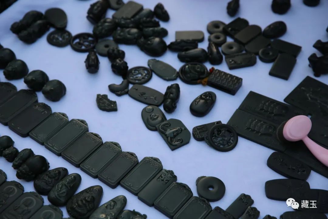 和田玉中的帝王玉青玉的逆袭,和田玉的青色有多少种