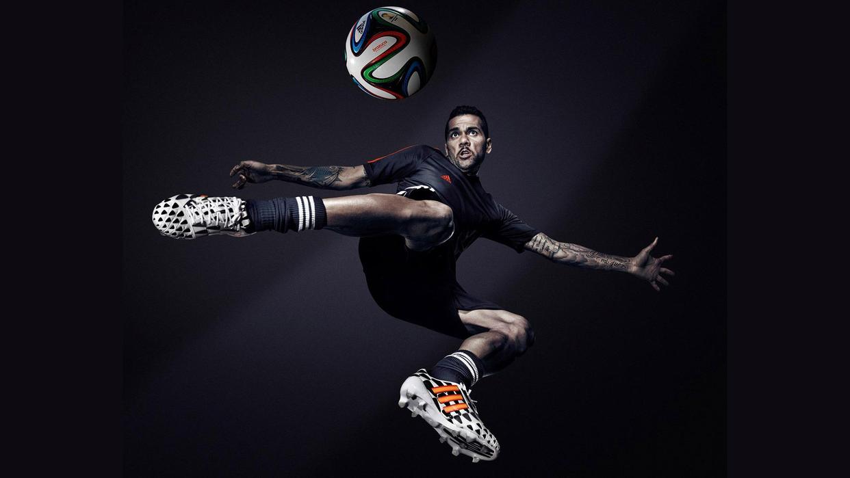 小说绿茵教父txt全集下载,足球小说主角是教练