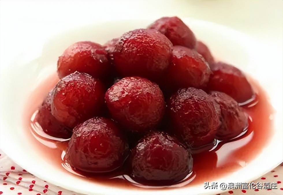 红酒下酒菜的最佳搭配即食,葡萄红酒配什么菜好喝