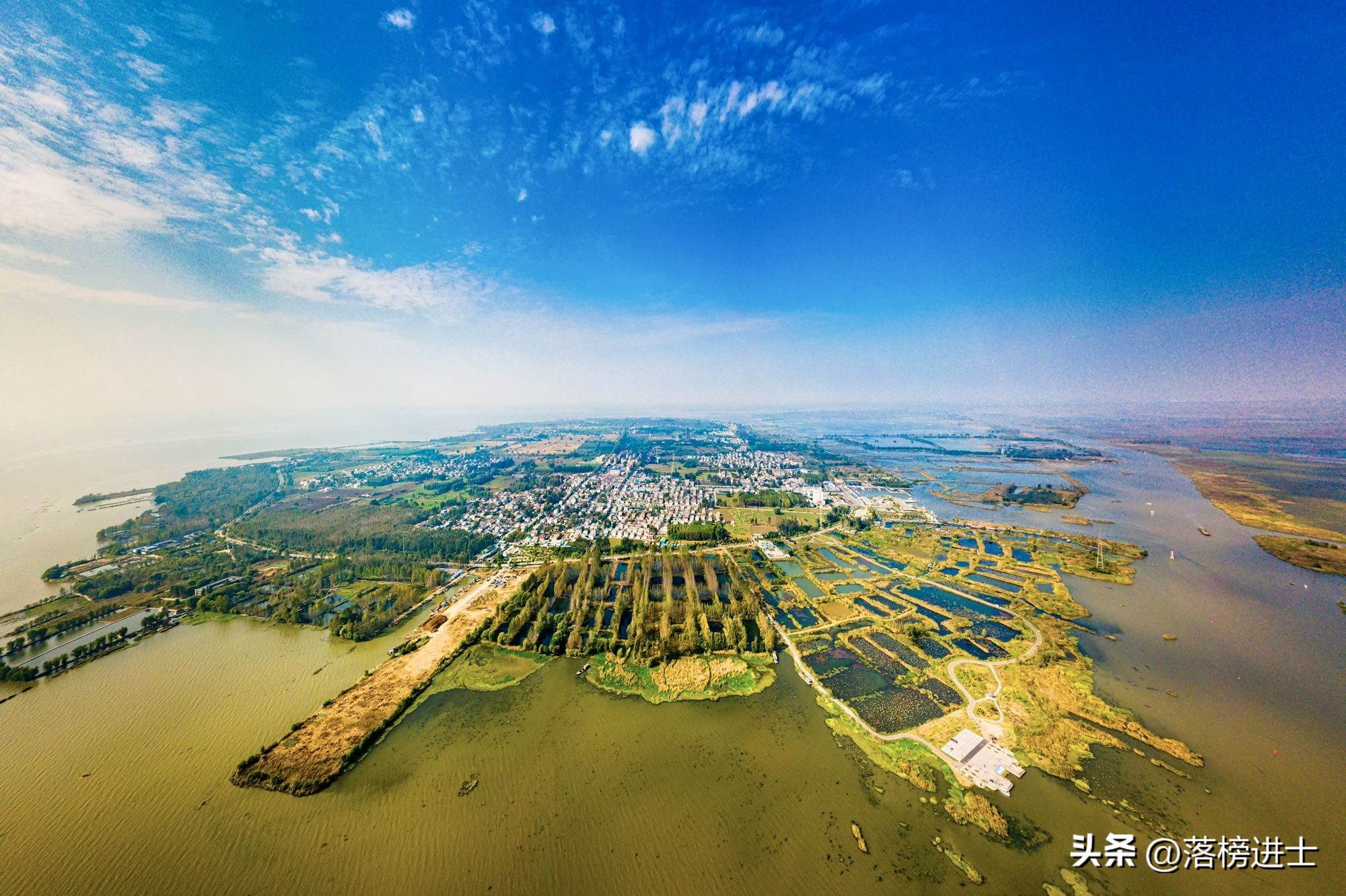 济宁微山湖旅游指南图高清,济宁微山湖包括哪几个湖