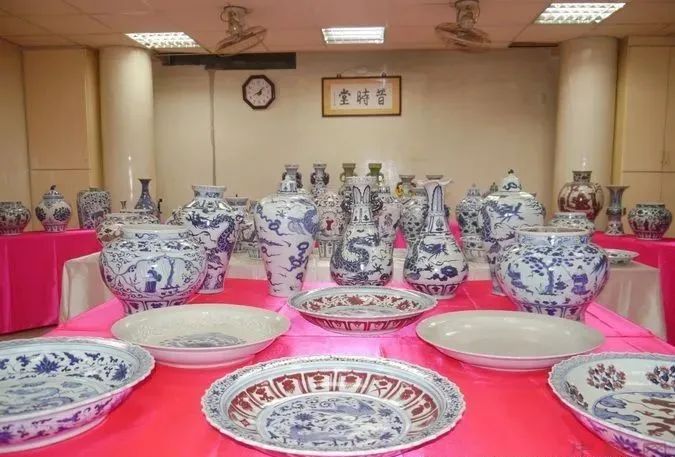 假冒景德镇瓷器骗局,假冒青花瓷文物