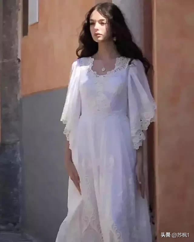 在我没有告诉你她爸妈是谁之前，你觉的她这张街拍美不美？