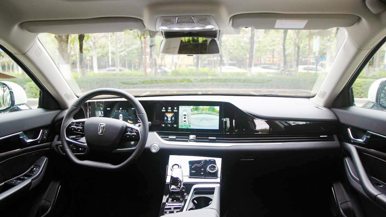 奔腾b702014款,奔腾b702.0t油耗