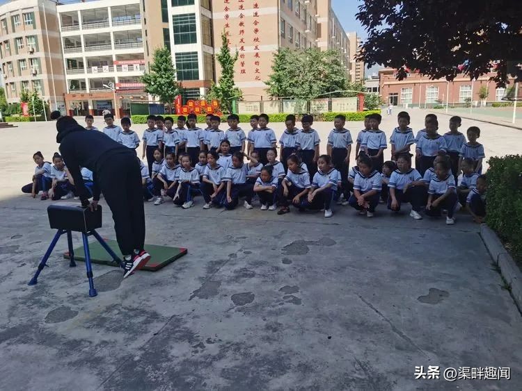 聚焦课堂共促成长,聚焦课堂展风采