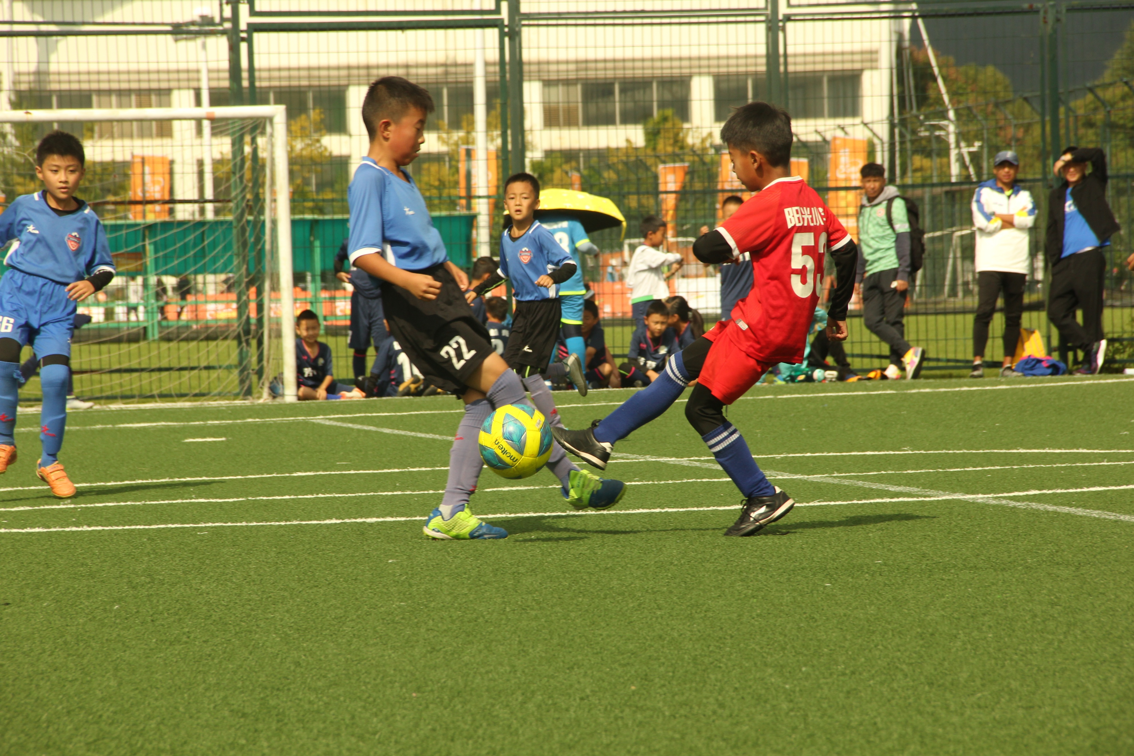 新兴小学校长杯足球赛,小学校长杯足球活动报道