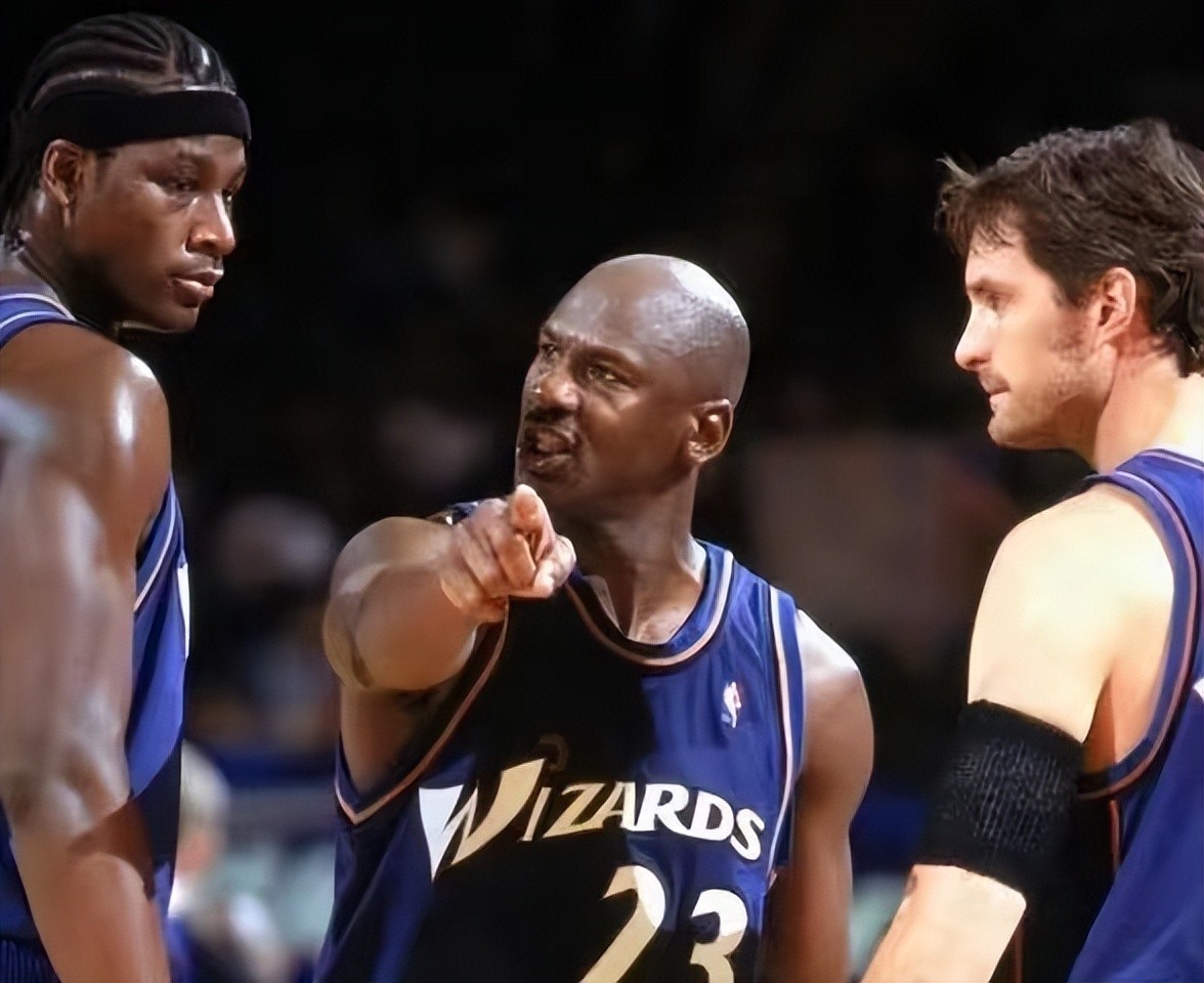 姚明01年为什么说能与乔丹当队友,姚明乔丹巅峰时期视频