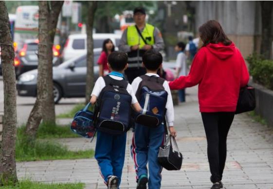 深圳校服对比福建校服,中国校服最出名的几种校服