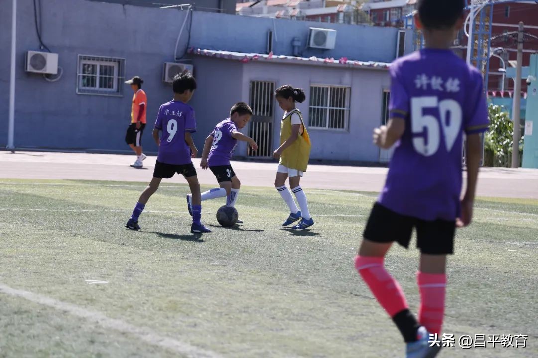 夏令营足球趣味活动,满天星青少年足球夏令营