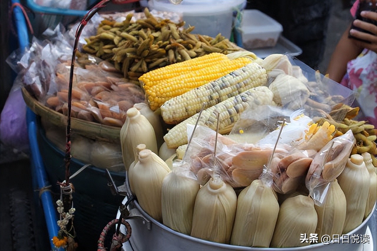 泰国美食街边小吃跳跳虾,泰国小吃排行榜前十名