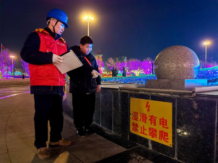 电力公司春节保供电新闻,电力抢修圆满完成元宵节保电