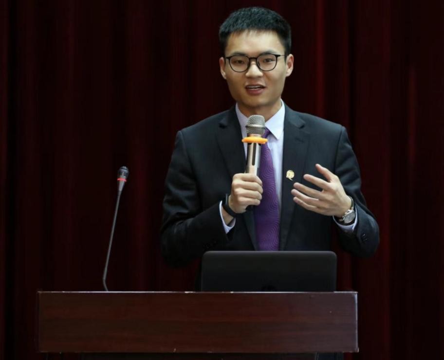 我500强干了7年，钱赚不少却累虚脱，今裸辞投300万在*疆新**开民宿