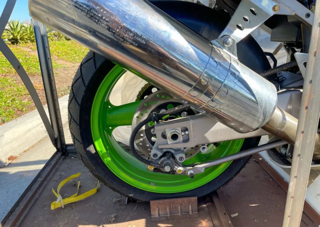 穿越时空的“全新车”，1992KAWASAKIZXR750R