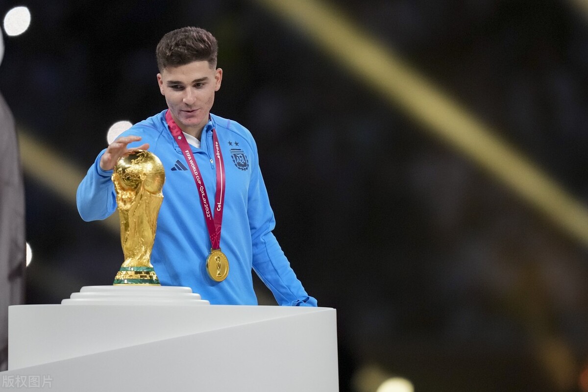 世界杯最佳阵容梅西,世界杯最佳新人姆巴佩