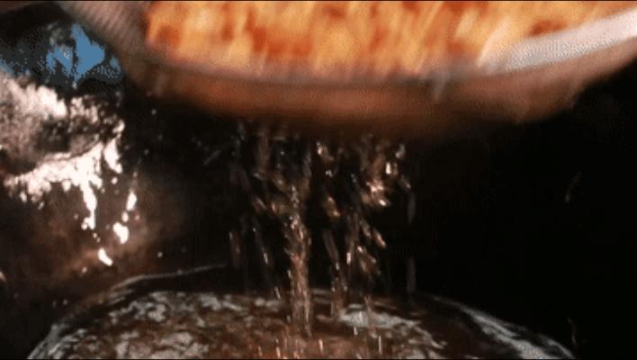 虾的家常做法蒜香小米辣,麻辣小米虾怎么炒最好吃啊