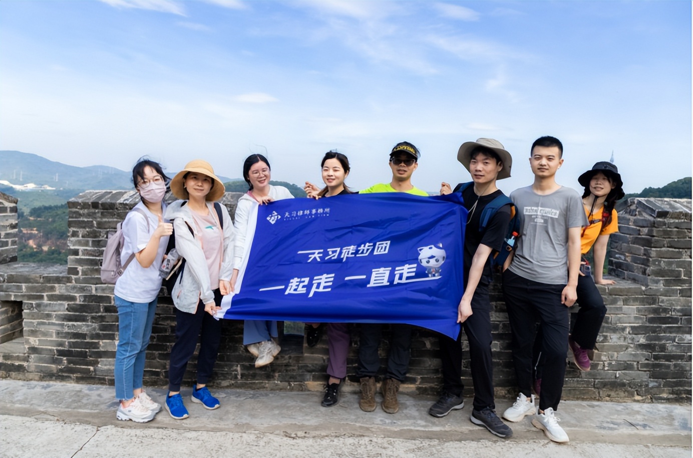 从实习律师晋升成律所合伙人,不甘平凡造就了永不服输的人生底色