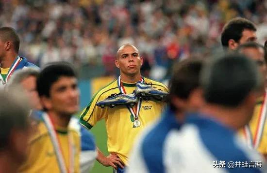 罗纳尔多百米速度,罗纳尔多百米带球速度