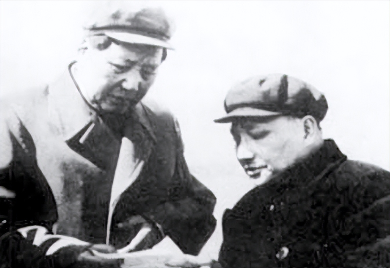 我死后中国会是什么样子?*小平邓**回答后,毛主席:英雄所见略同