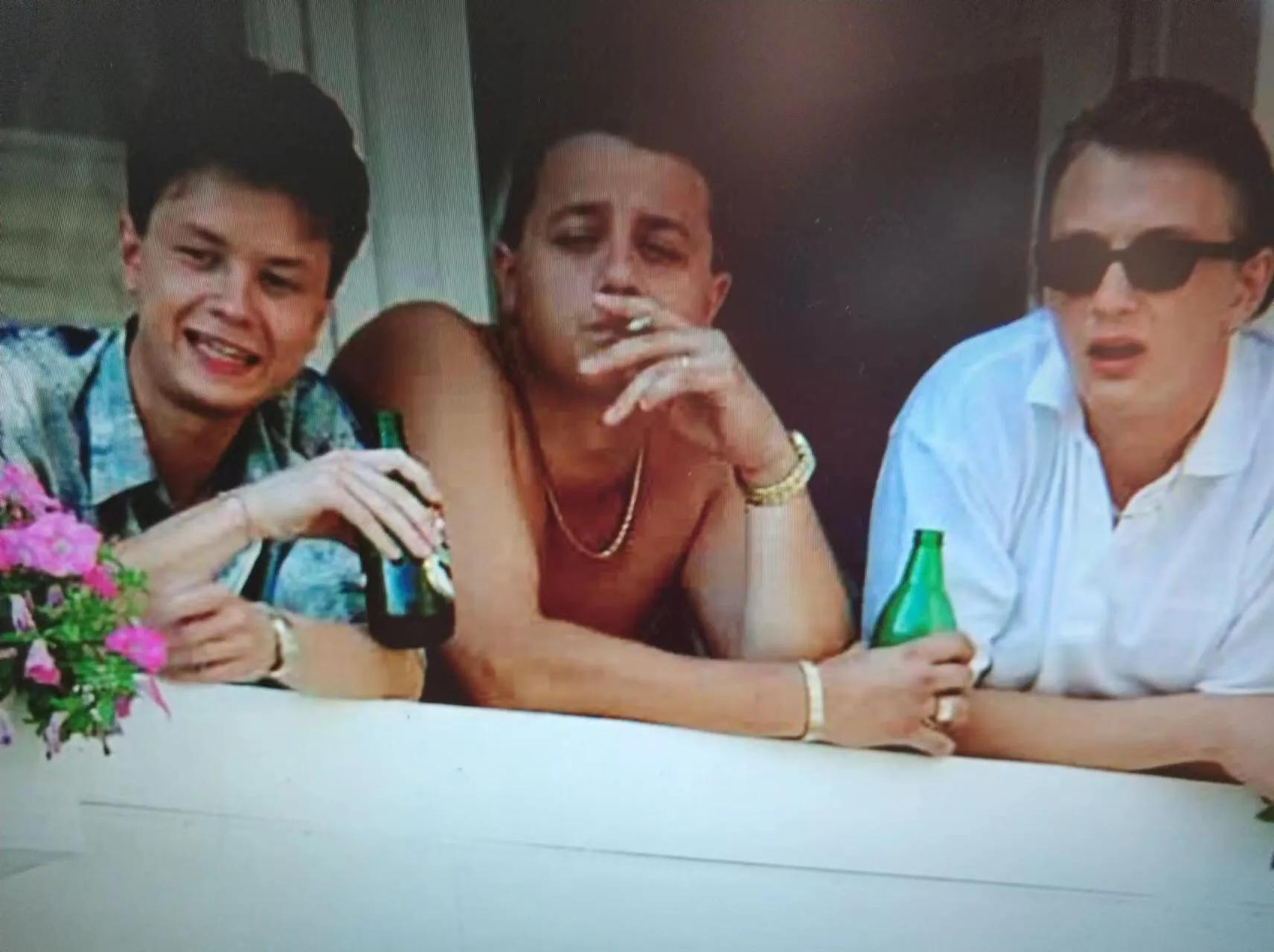 64.孙女被欺辱，退伍老兵奋起反击俄罗斯影片《伏罗希洛夫射手》