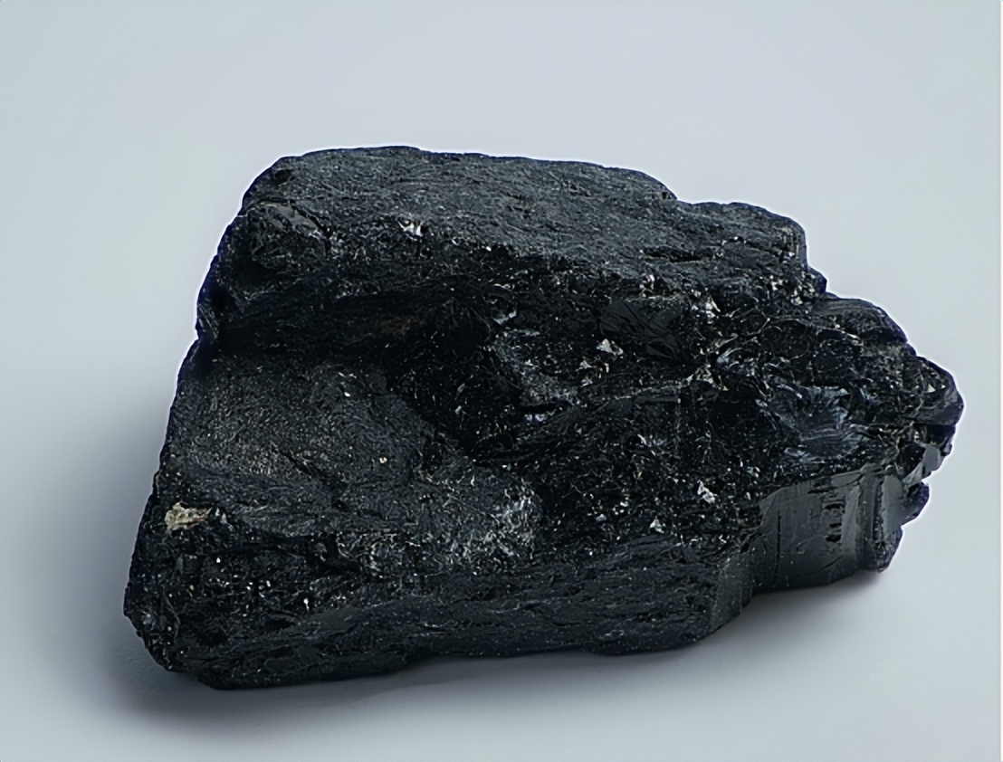 3161亿元，我国是澳大利亚的最大贸易伙伴，都从澳洲进口什么？