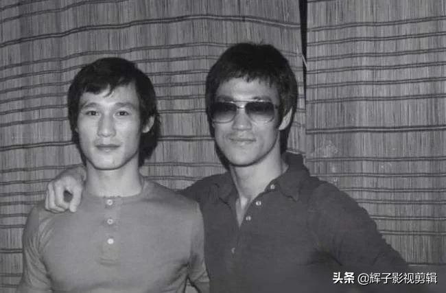 成龙功夫实战,成龙是功夫巨星吗