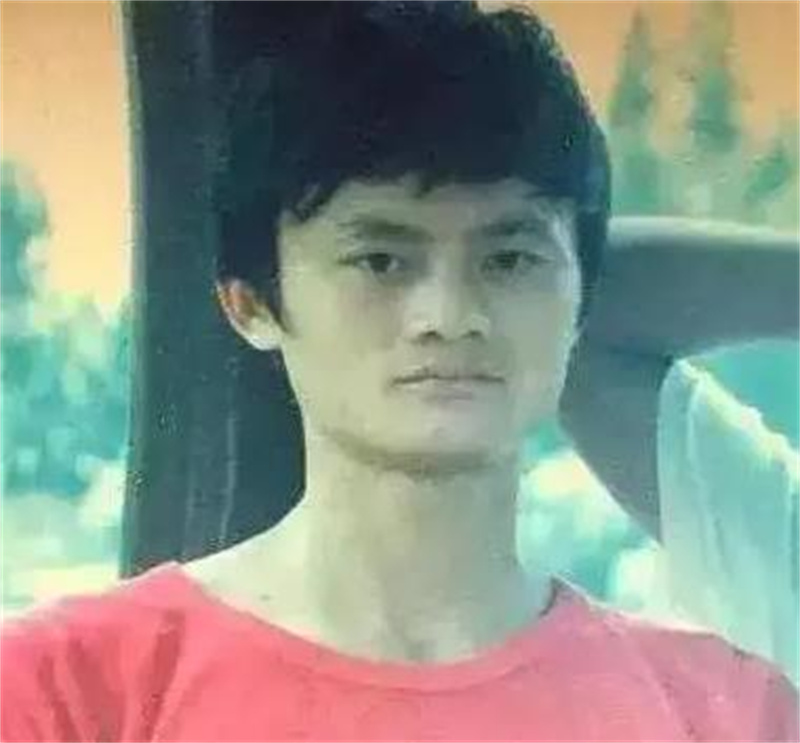 马云资助了小马云多少钱,马云的事迹真实故事