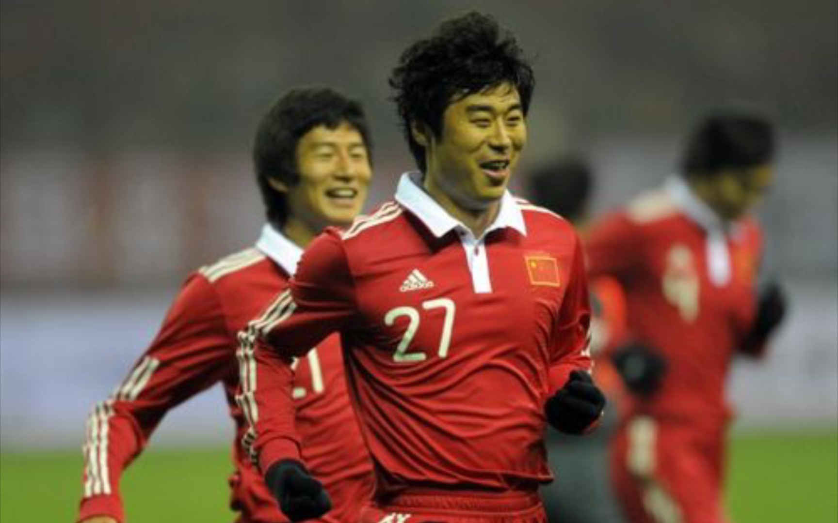 齐鲁雄师:盘点山东足球历史最佳11人,身材高大,头球优势明显