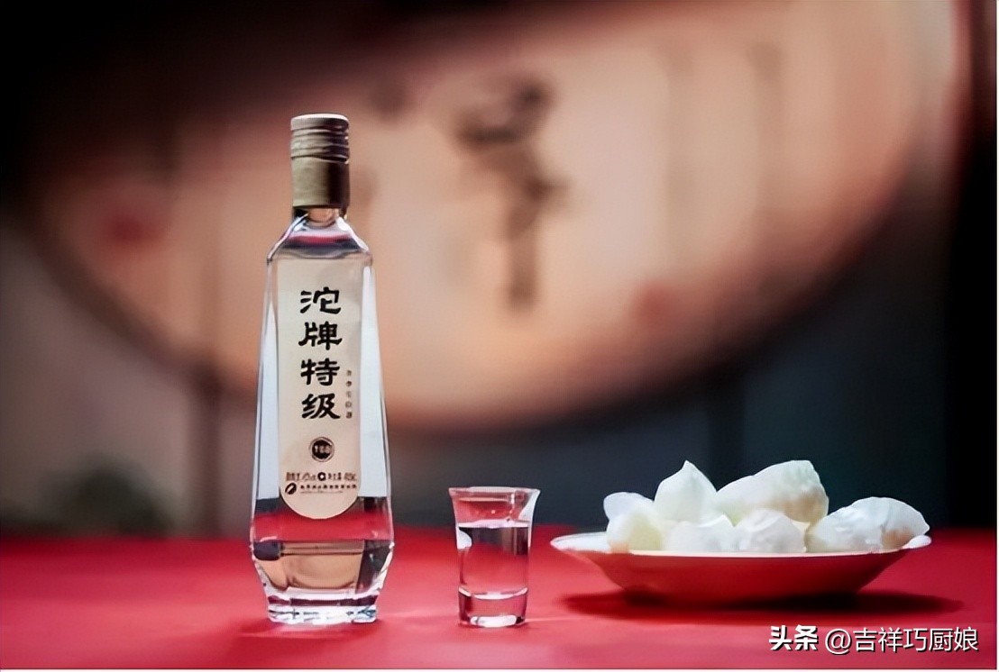 一杯白酒换算多少啤酒,啤酒换算白酒简单公式是什么