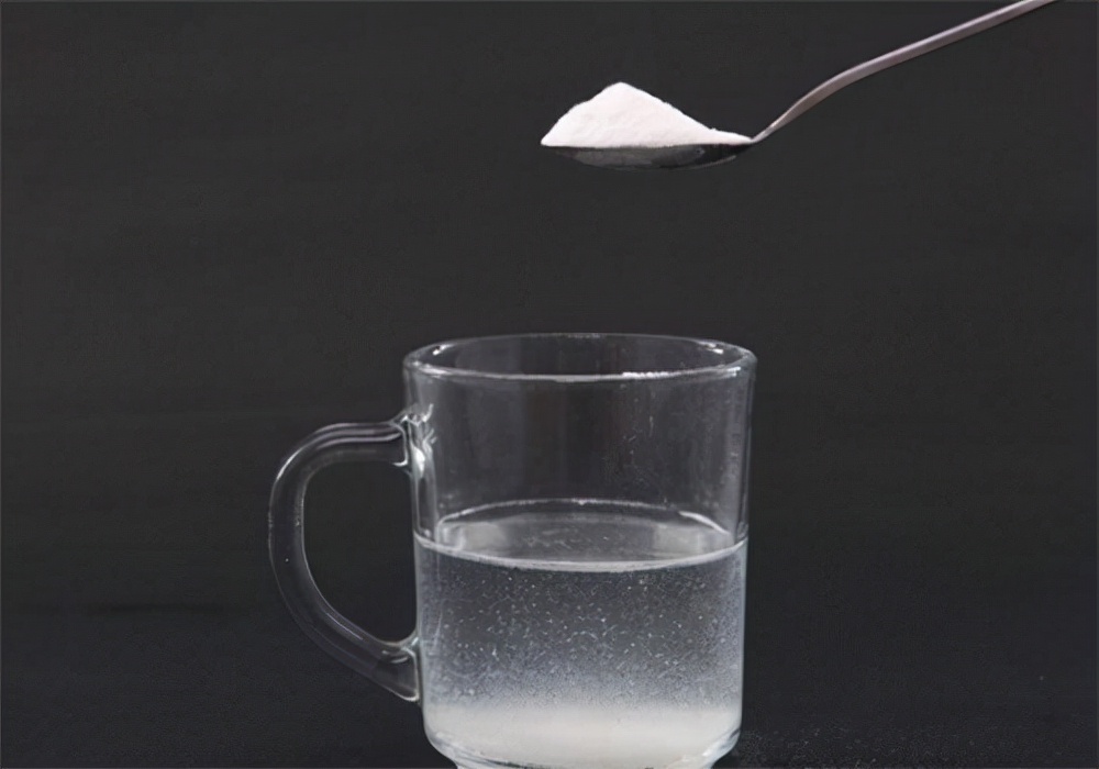 狗狗拉便便干有血是怎么回事,狗狗拉便便很干怎么办