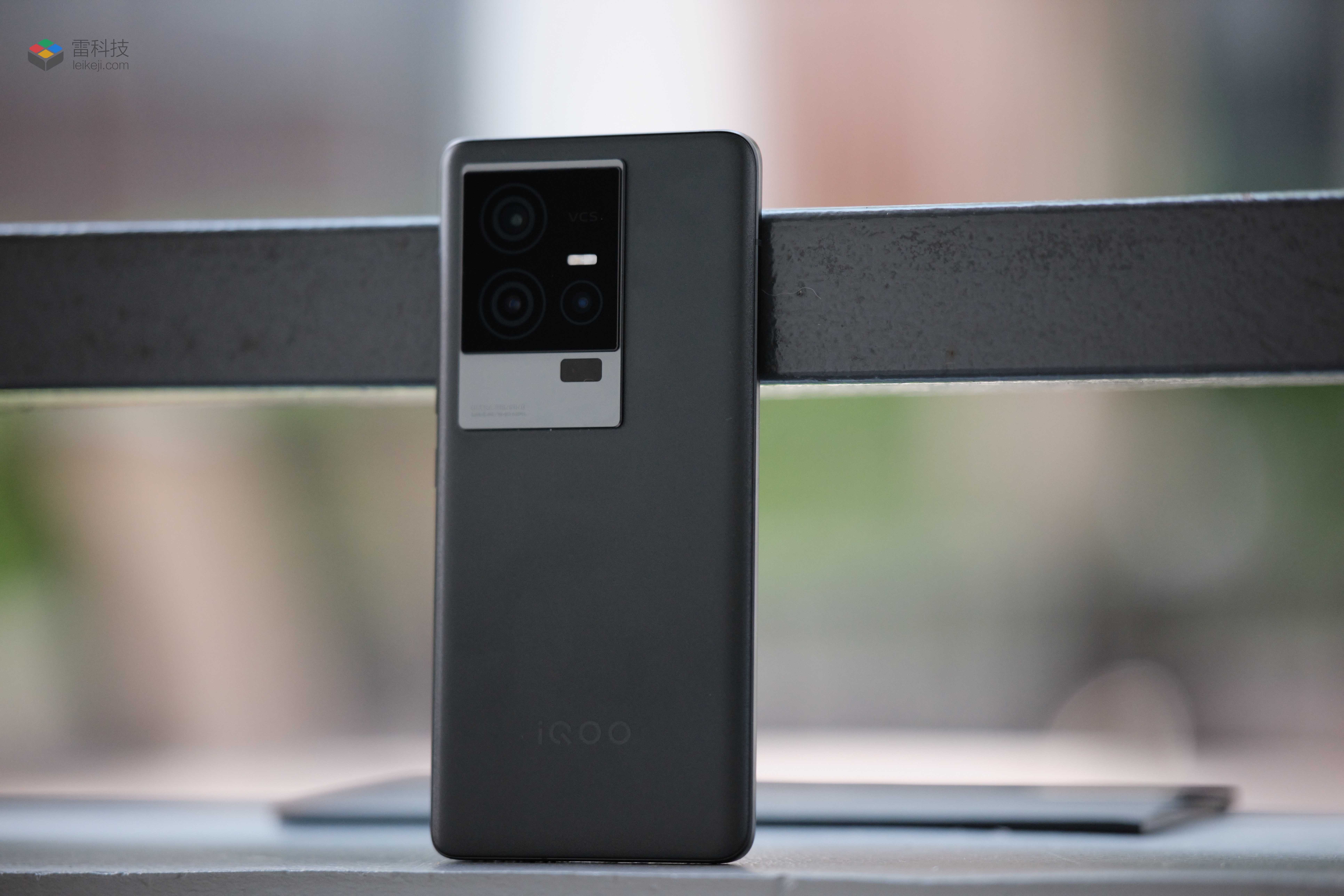 iqoo11s发布价格,iqoo11s值不值得买