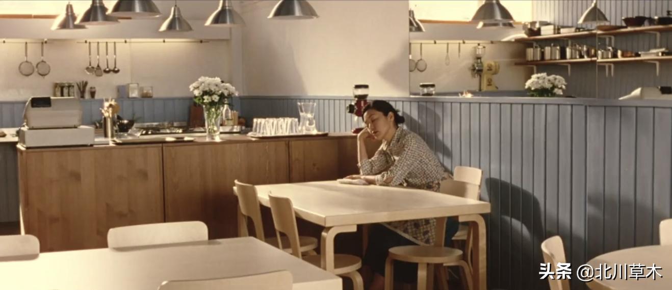 治愈电影《海鸥食堂》三个奇怪的欧巴桑，观看中你会不自觉地微笑