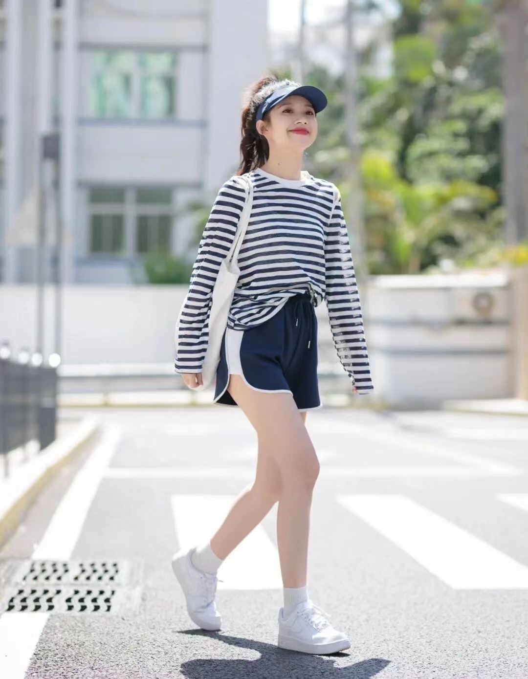 拍照姿势太土怎么拍好看,如何拍照摆姿势好看在风景下